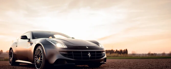Ferrari Carwrap zonsondergang